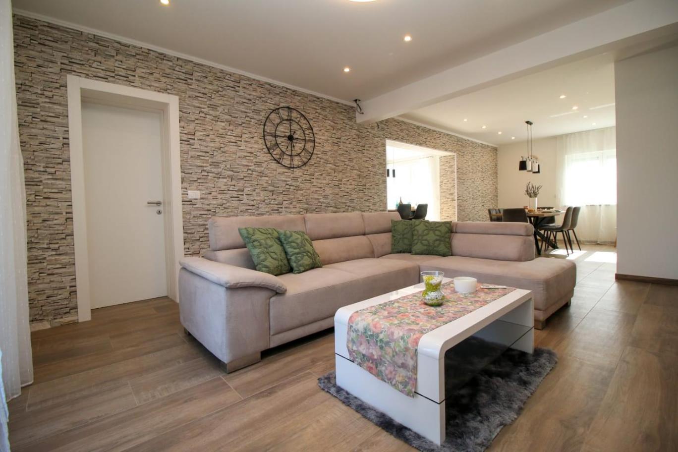 Apartman Nerlovic Poreč Buitenkant foto